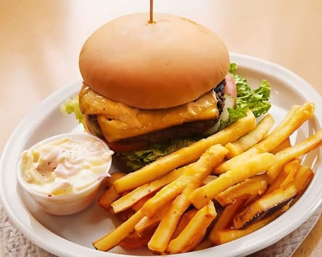 Cheese Burger.