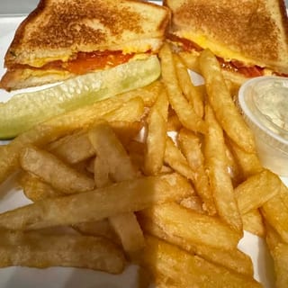 Grilled Cheese Tomato