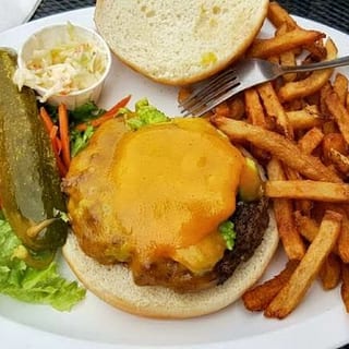 Avocado Cheese Burger