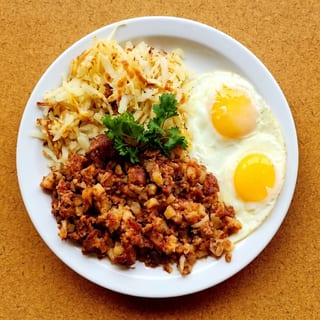 2 Eggs with Corned Beef Hash